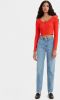 Levi's 80S Mom high waist tapered fit jeans met medium wassing online kopen